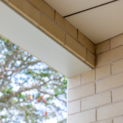 200 x 10 / 200 x 10mm Galvanised Steel T-Bar & T-Beam – 6000mm Length – Lintel Support