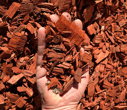 Bulk Bag Red Pine Wood Chip – Decorative Mulch for Gardens