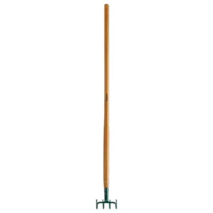 Cyclone Long Handle Courtyard Scratcher
