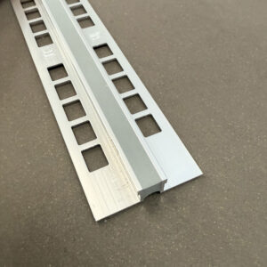 Kc Aluminium Expansion Joint 10mm Grey Neoprene x 3m (10/11/12mm) - Size: 10mm