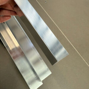 Kc Geometric Aluminium Angle 1.4/1.5mm x 3m Bright Silver - Size: 20mm × 32mm × 1.4mm