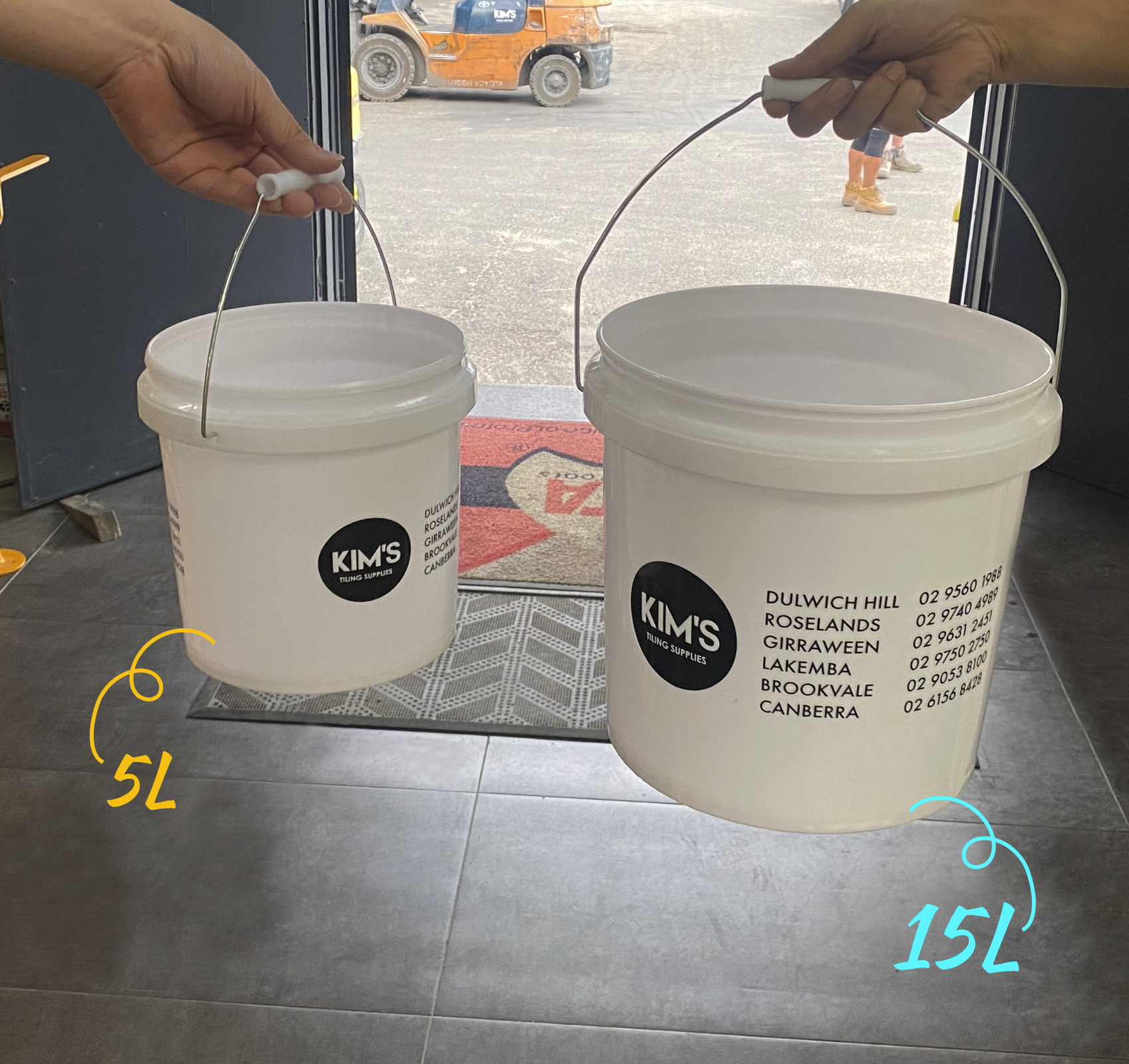 Plastic Bucket 5L / 15L - Size: 15L