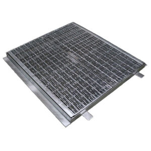 Civil Heelguard Cast-In Hinged Sump Grate & Frame - 450mmx450mm / Class D